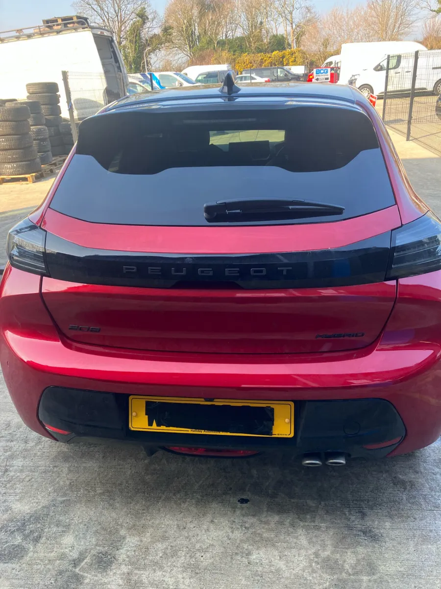 2025 peugeor 208 gt line parts breaking - Image 3