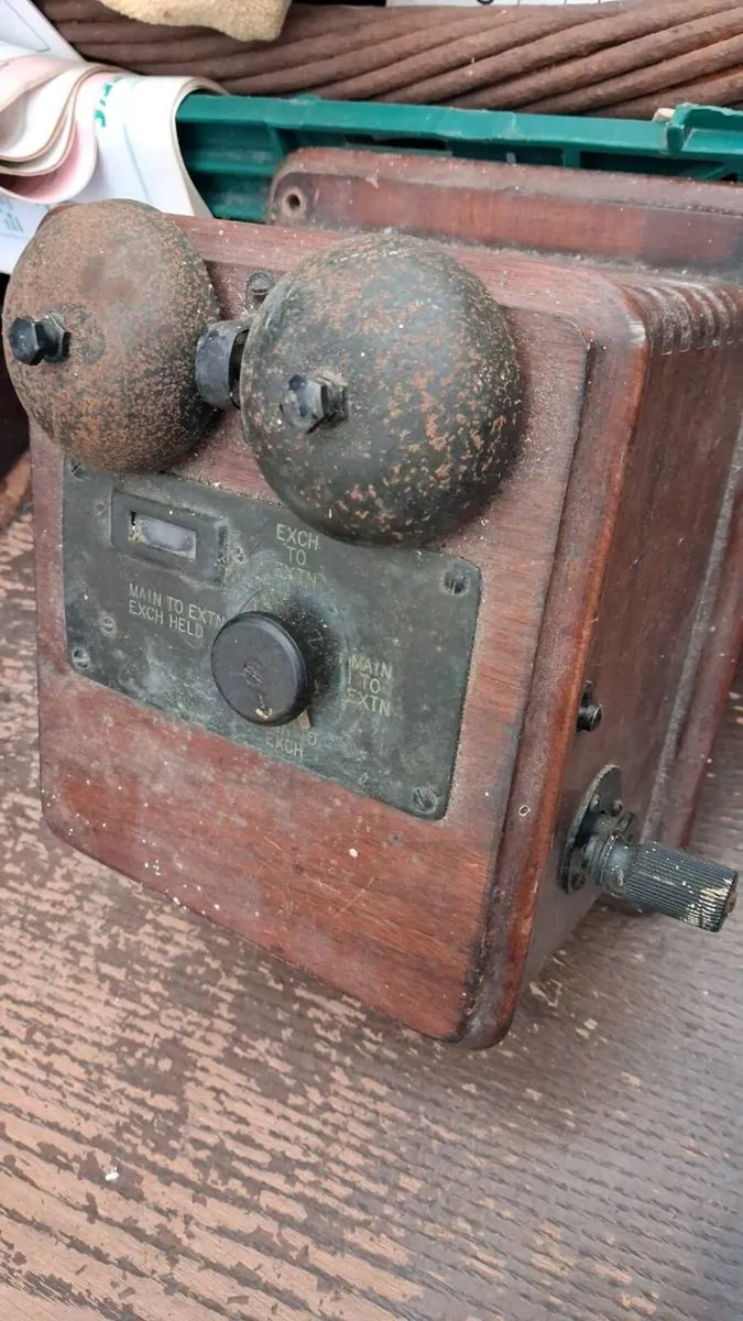 Bellset 20...old irish piece - Image 1