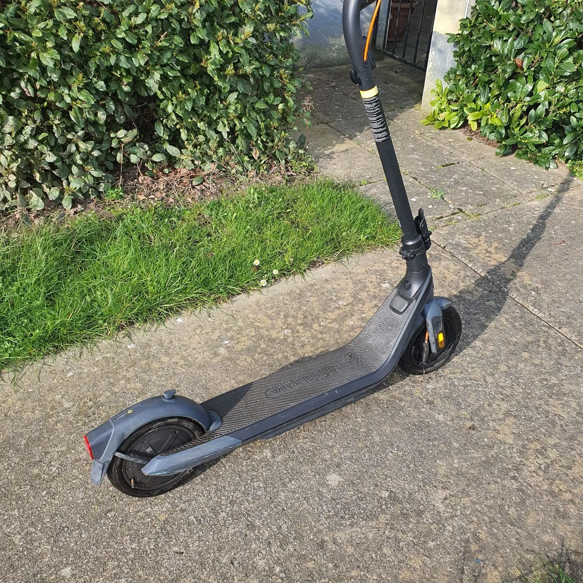 Electric scooter - Image 2