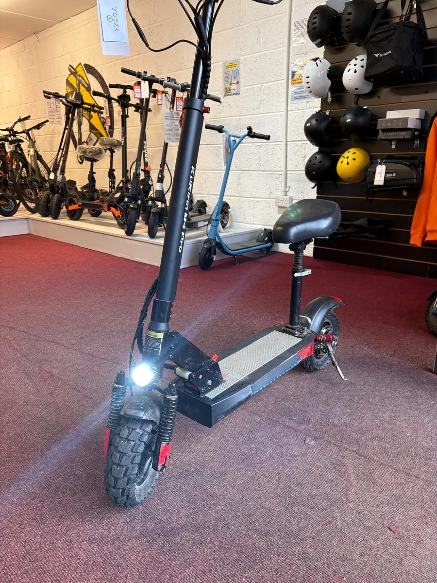 Used Electric Scooter - Kukirin M4 Pro - Image 4