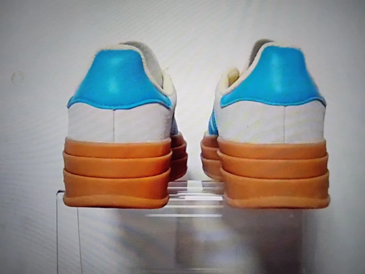 Adidas Gazelle Originals Bold Women's Trainers.4.5 - Image 3