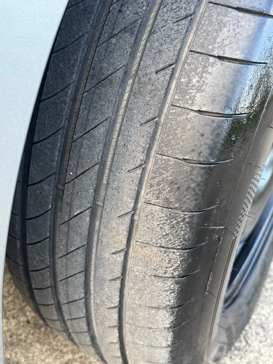 VW wheels & tyres - Image 4