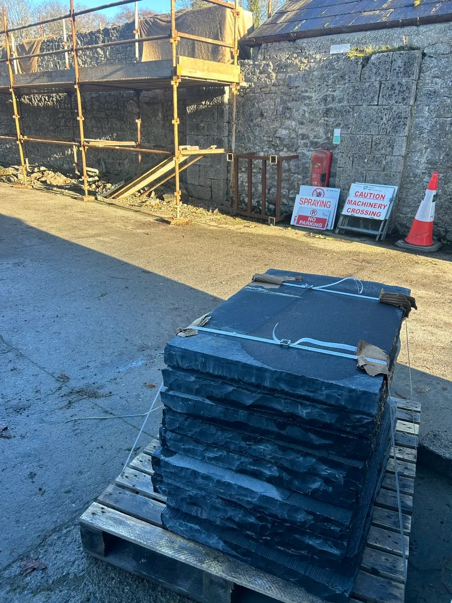 Valentia Black Wall Capping 450mm wide x 60mm - Image 3