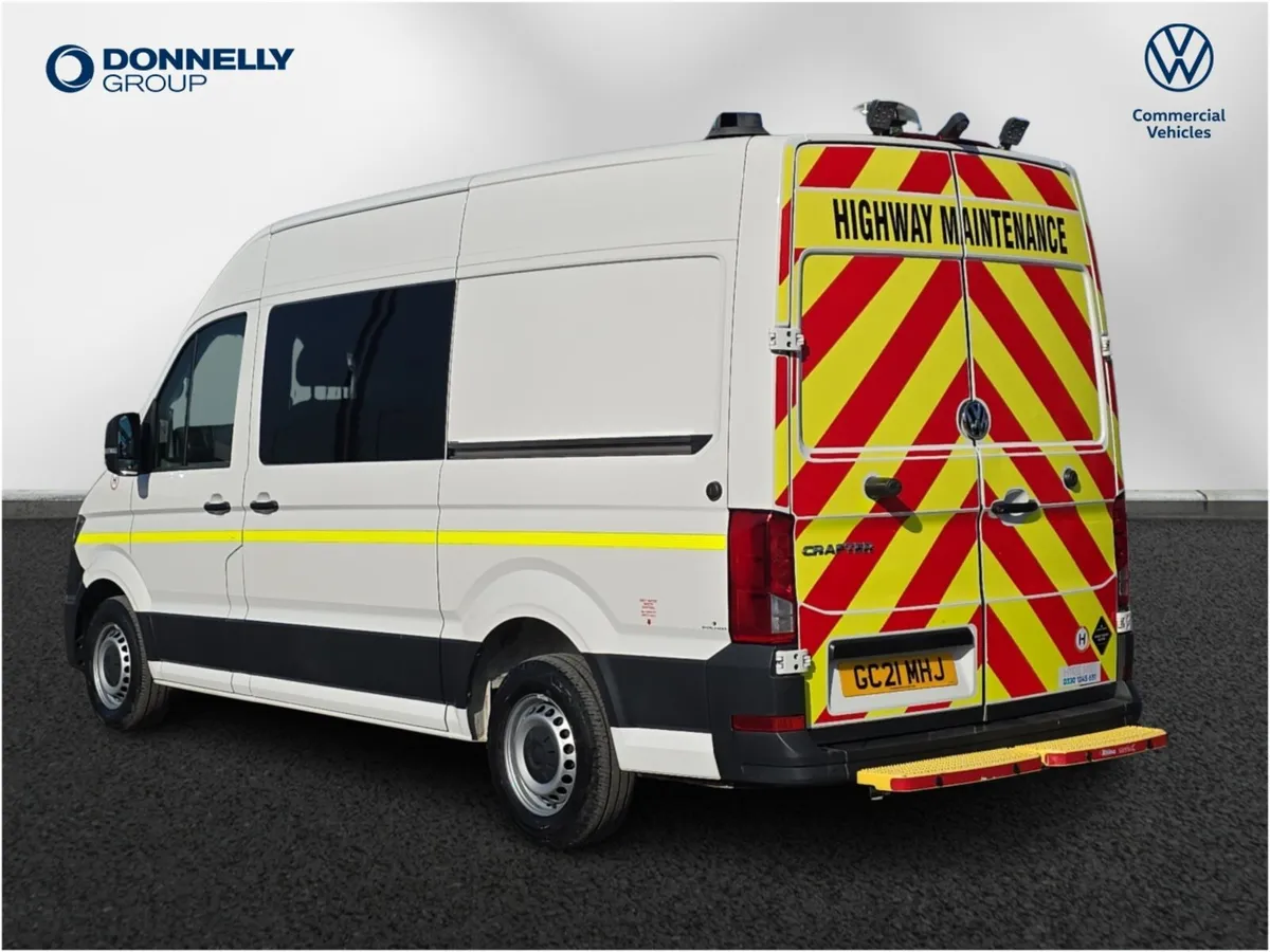 Volkswagen Crafter Cr35 Mwb Diesel Fwd Trendline - Image 3
