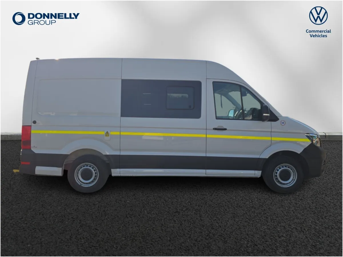 Volkswagen Crafter Cr35 Mwb Diesel Fwd Trendline - Image 4