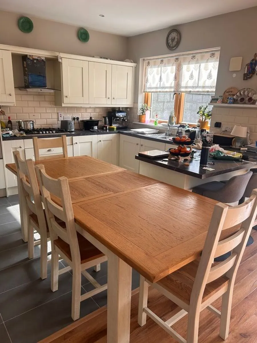 Cream Oak Extendable (1.8m-2.3m) table and 6 Chairs - Image 1