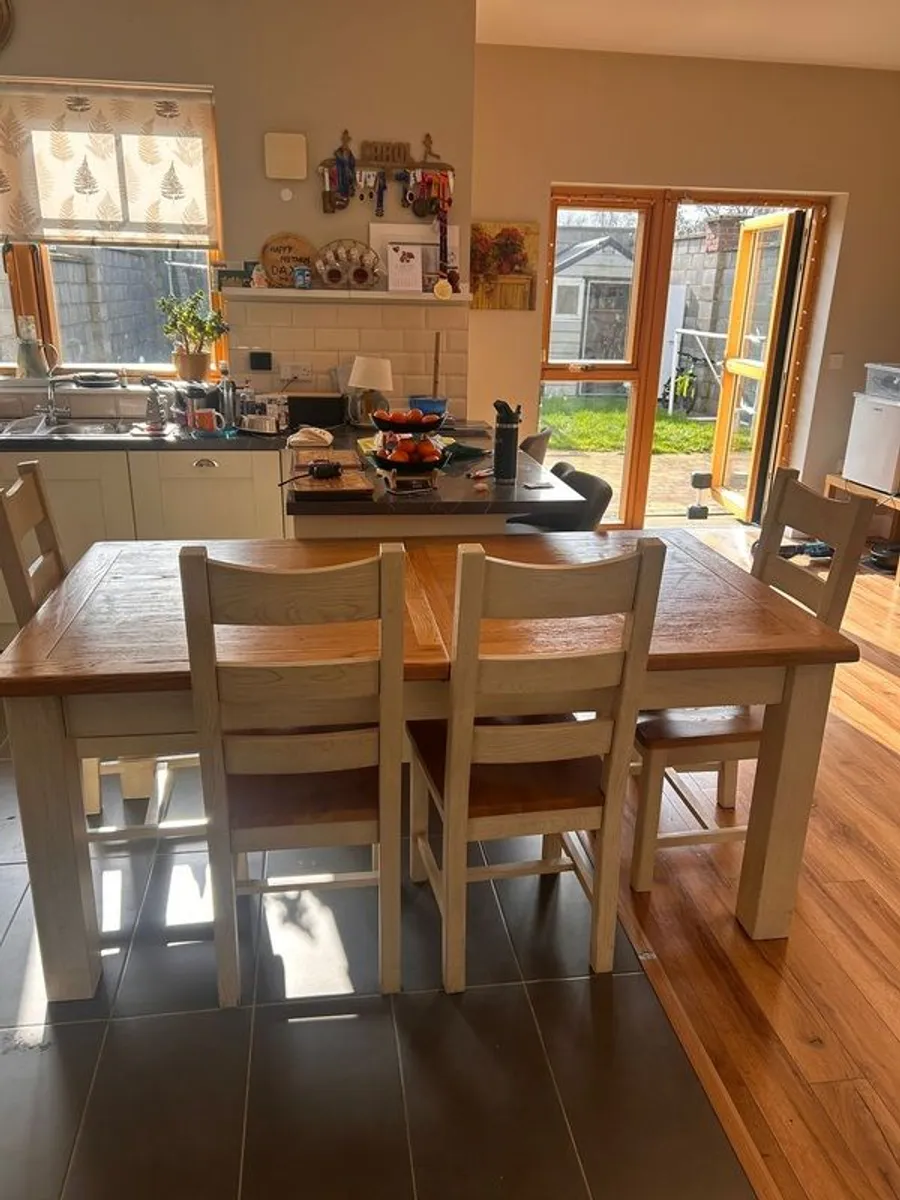 Cream Oak Extendable (1.8m-2.3m) table and 6 Chairs - Image 2