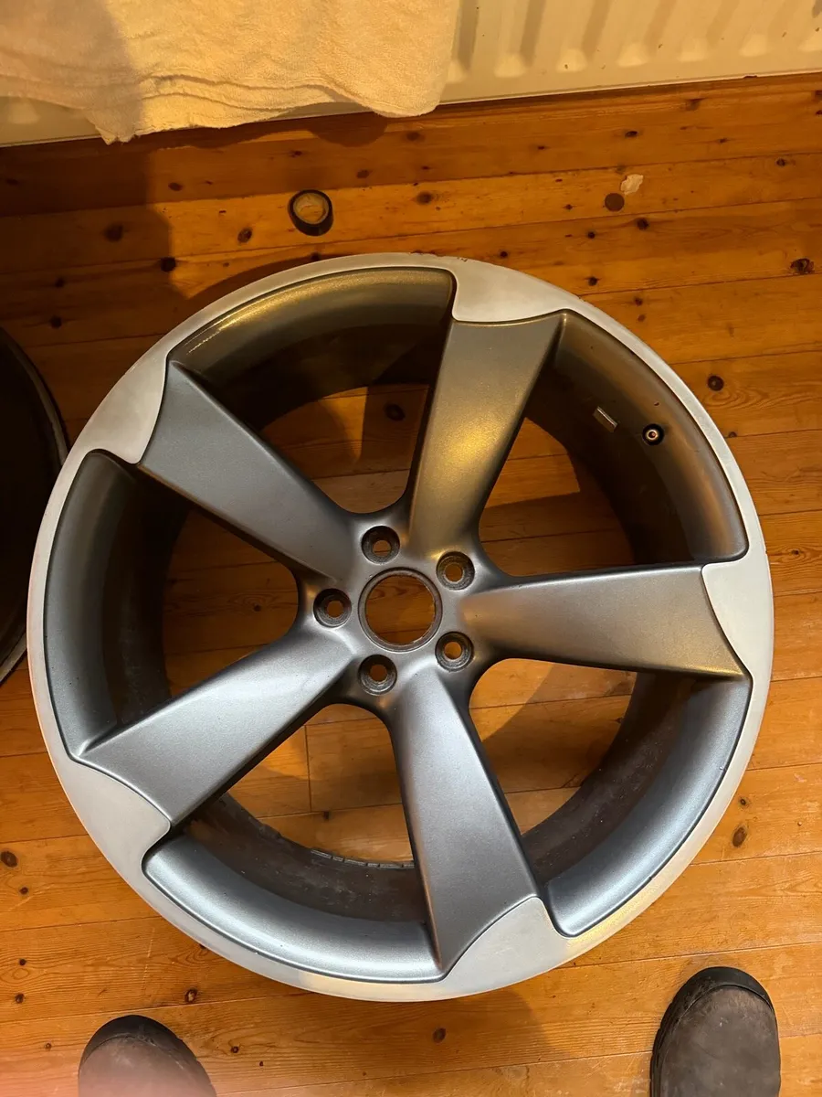 20 inch ttrs Alloys Concaved - Image 2