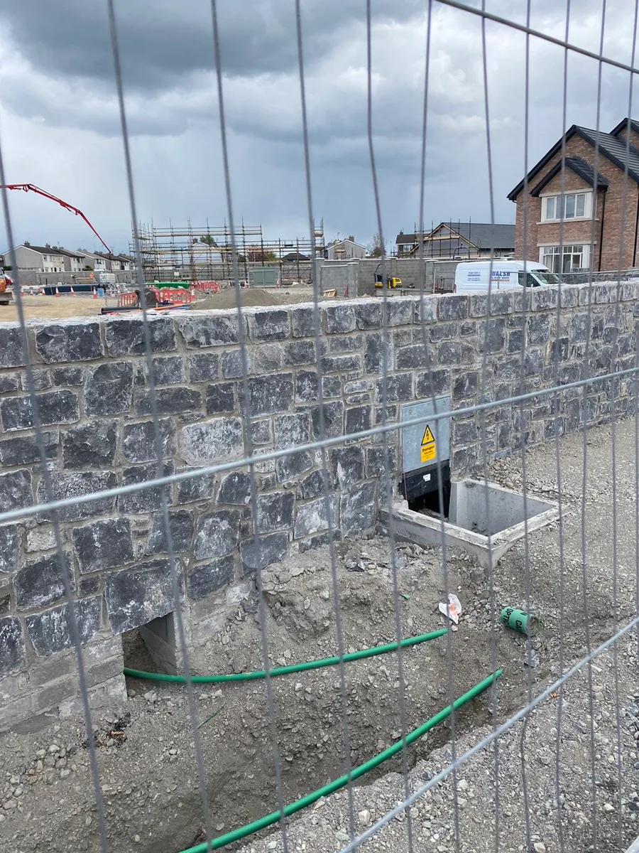 35% off full loads Galway Limestone Building Stone - Image 3