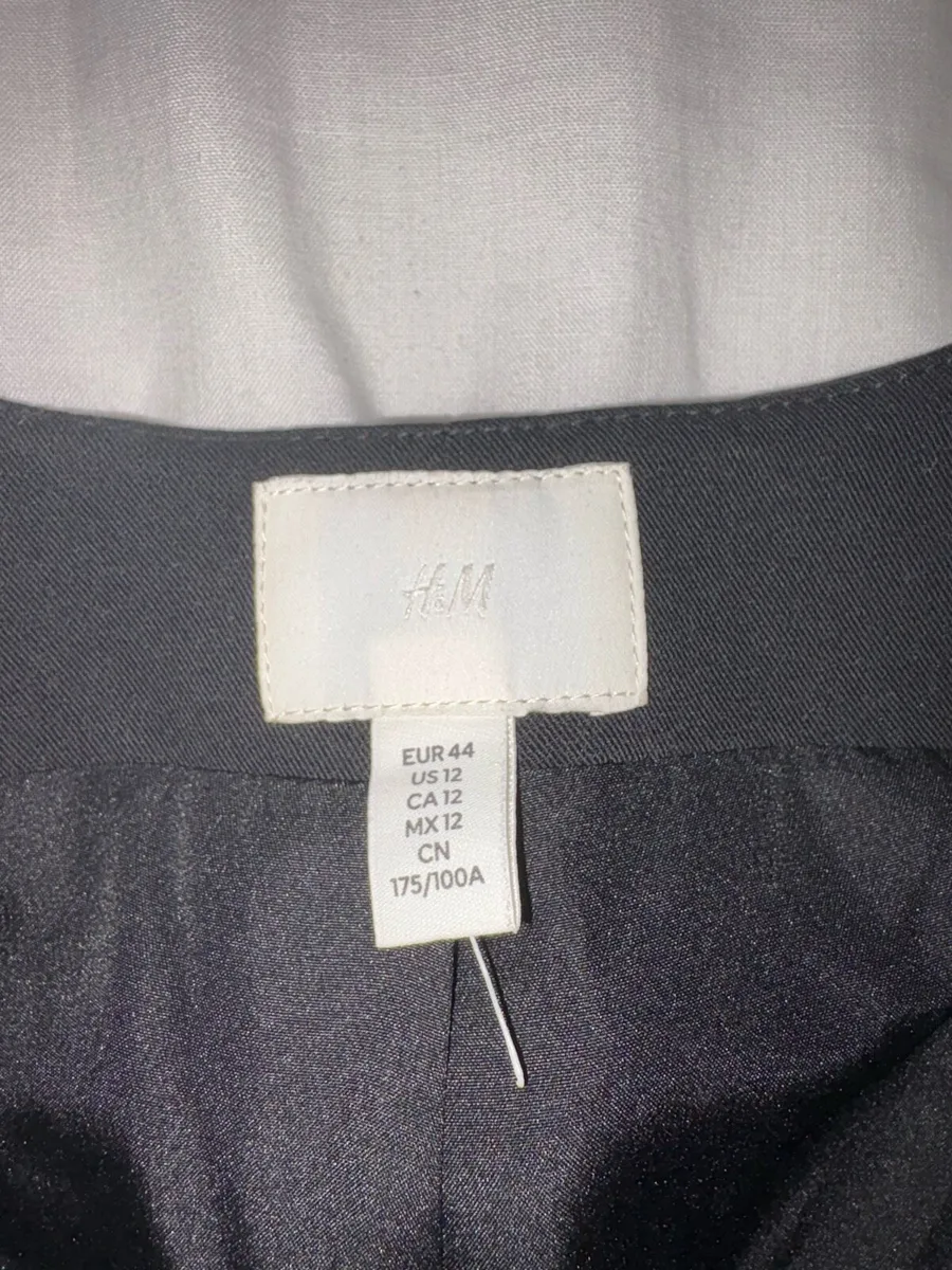 H&M blazer - Image 2