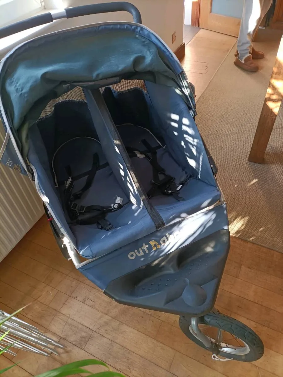 Out n About Double Buggy – Sturdy & Smooth – €60 - Image 2