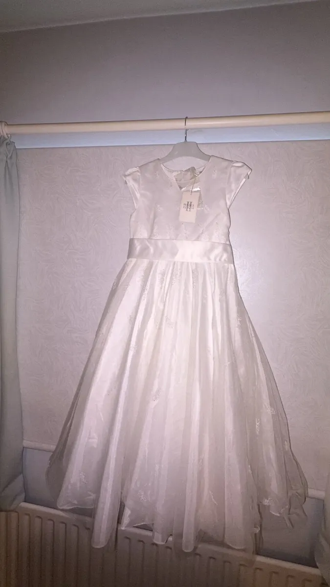 Communion dress - Image 1