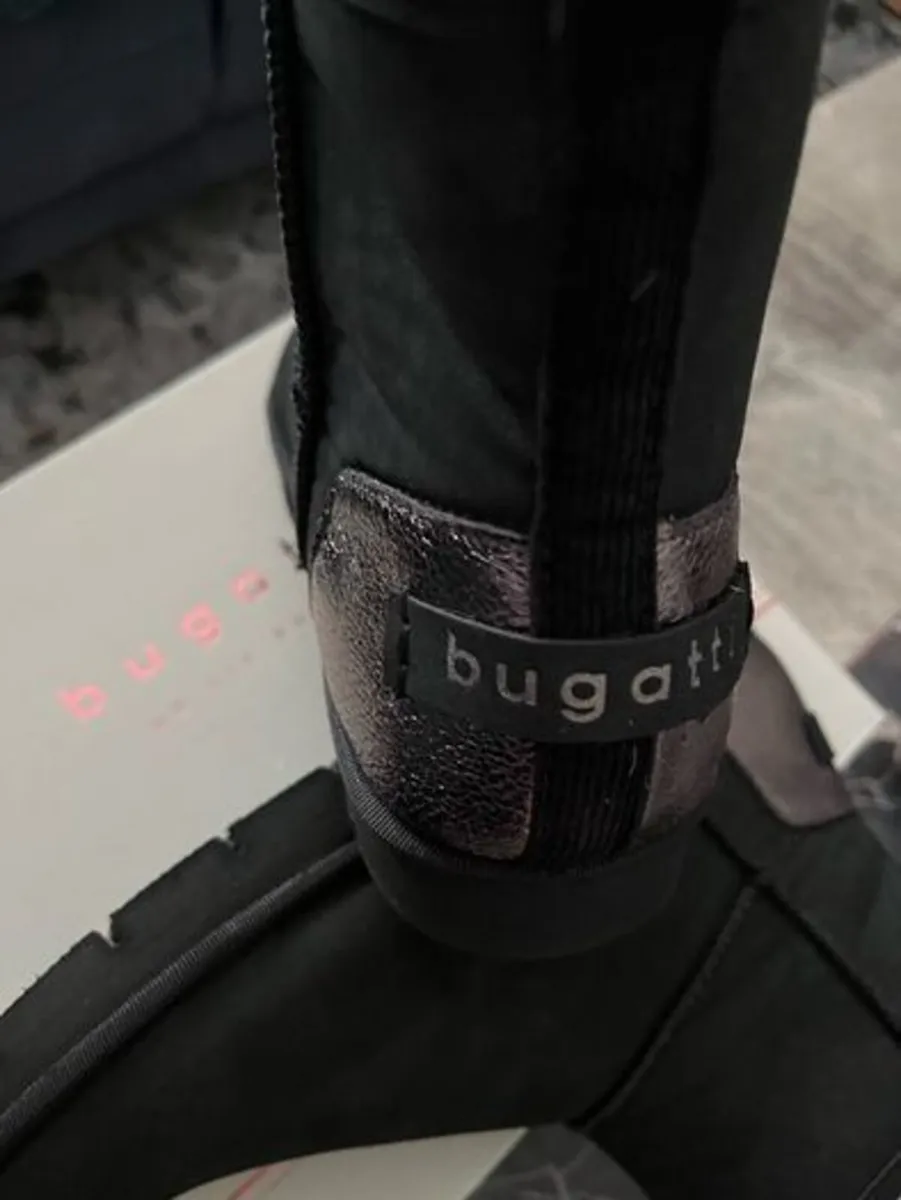 Bugatti flat boots women's size 6.5 uk 40 eu New - Image 2