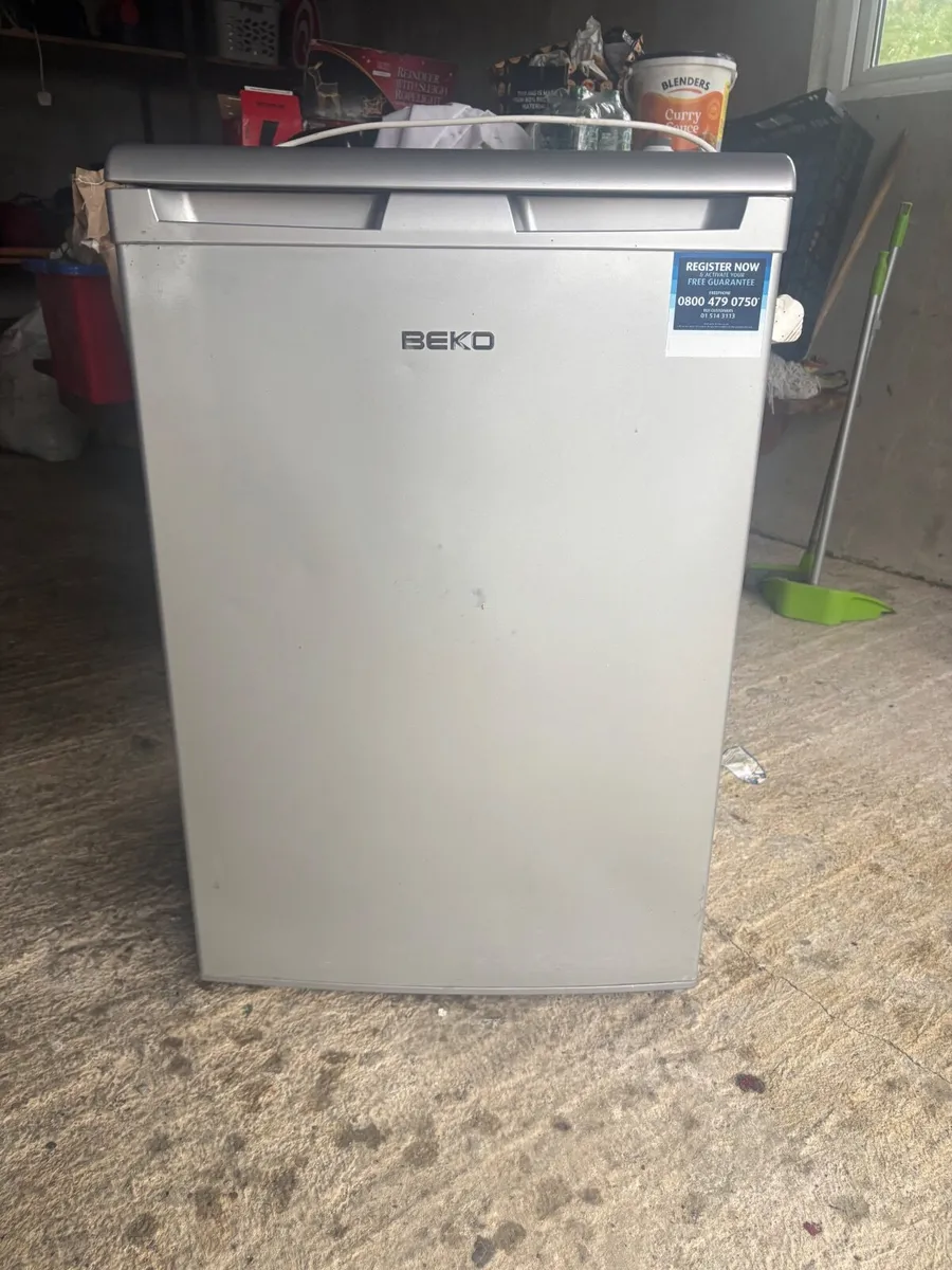 Small Freezer - Image 3