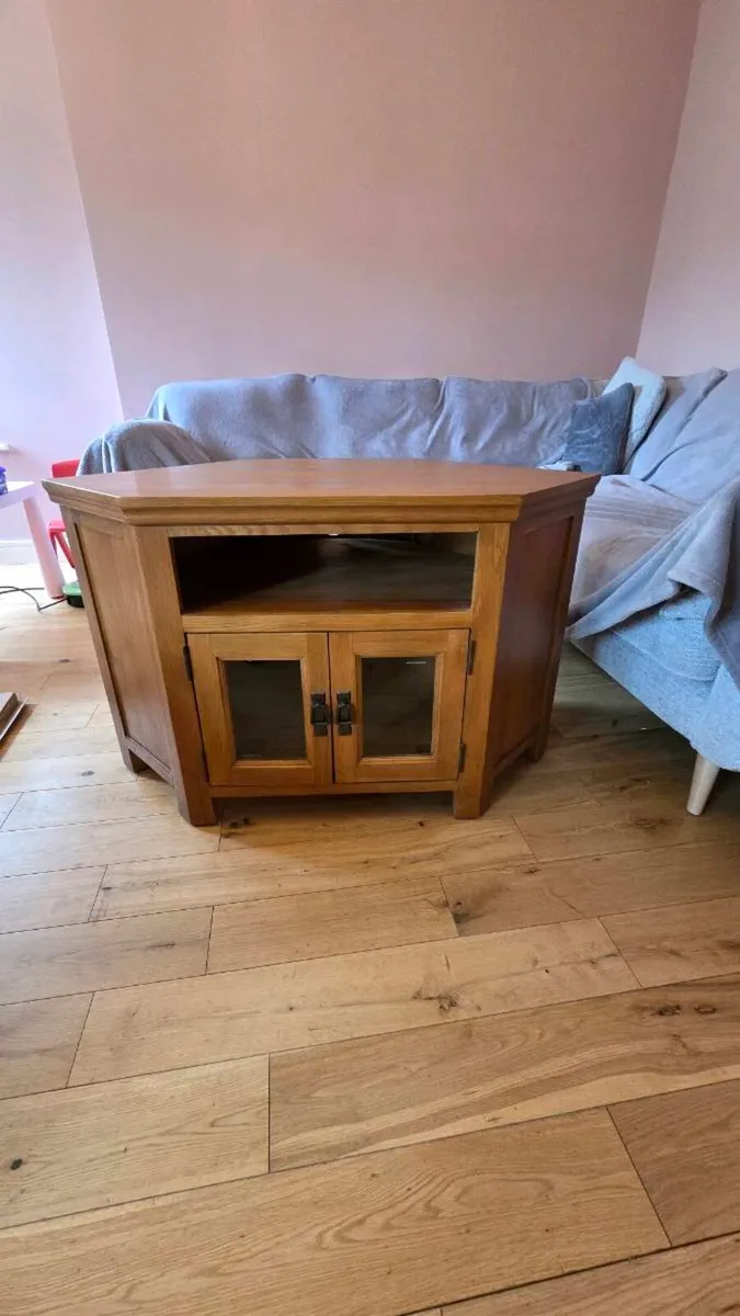 Oak TV stand and Bookcase - Image 1