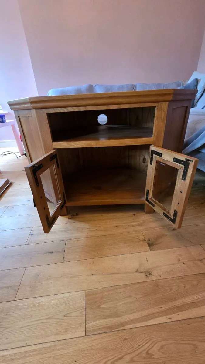 Oak TV stand and Bookcase - Image 3