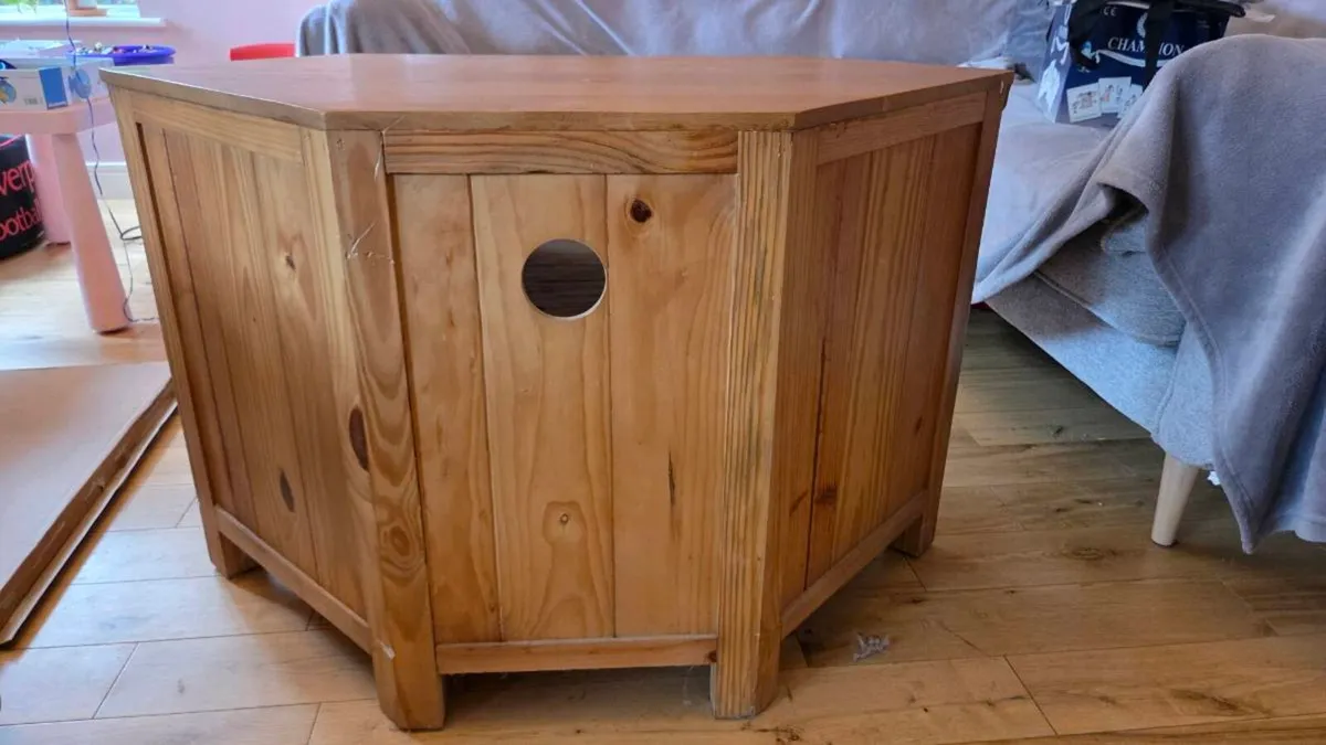 Oak TV stand and Bookcase - Image 4