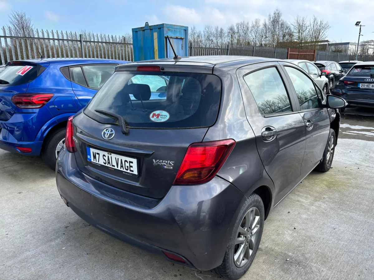 16 Yaris Luna 1.0 Petrol 120km Starts - Image 4