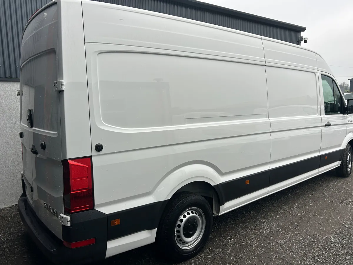 22 Man TGE - Lwb / 74’000 kms - Image 3