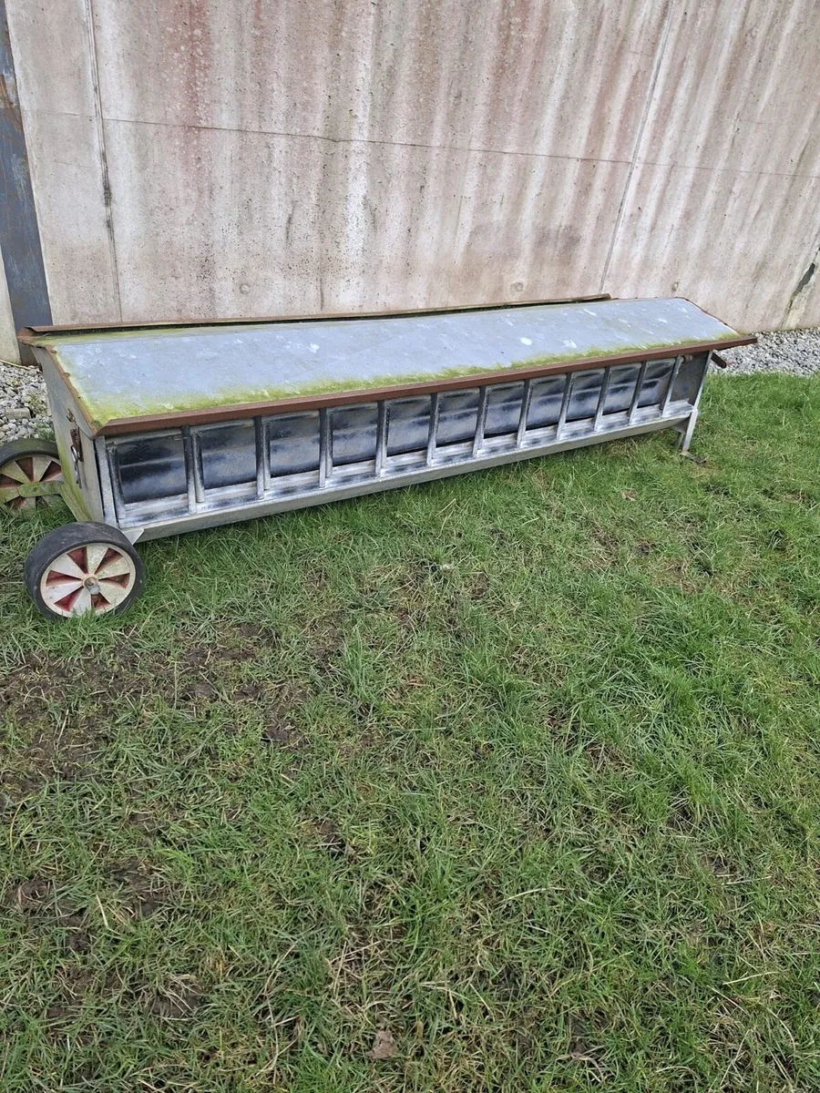 Lamb creep feeders - Image 1