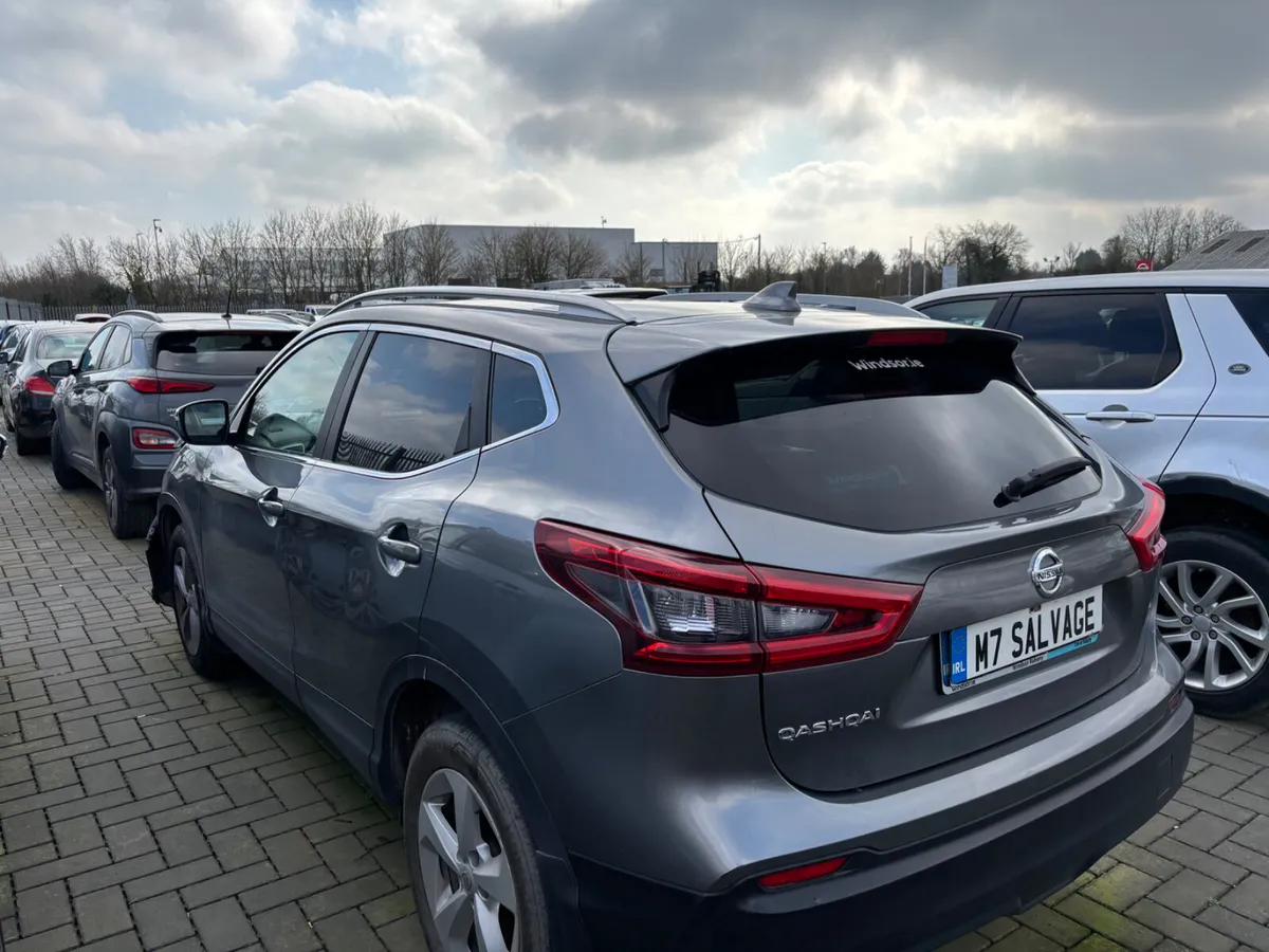 18 Qashqai 1.2 Petrol 150km Drives - Image 3