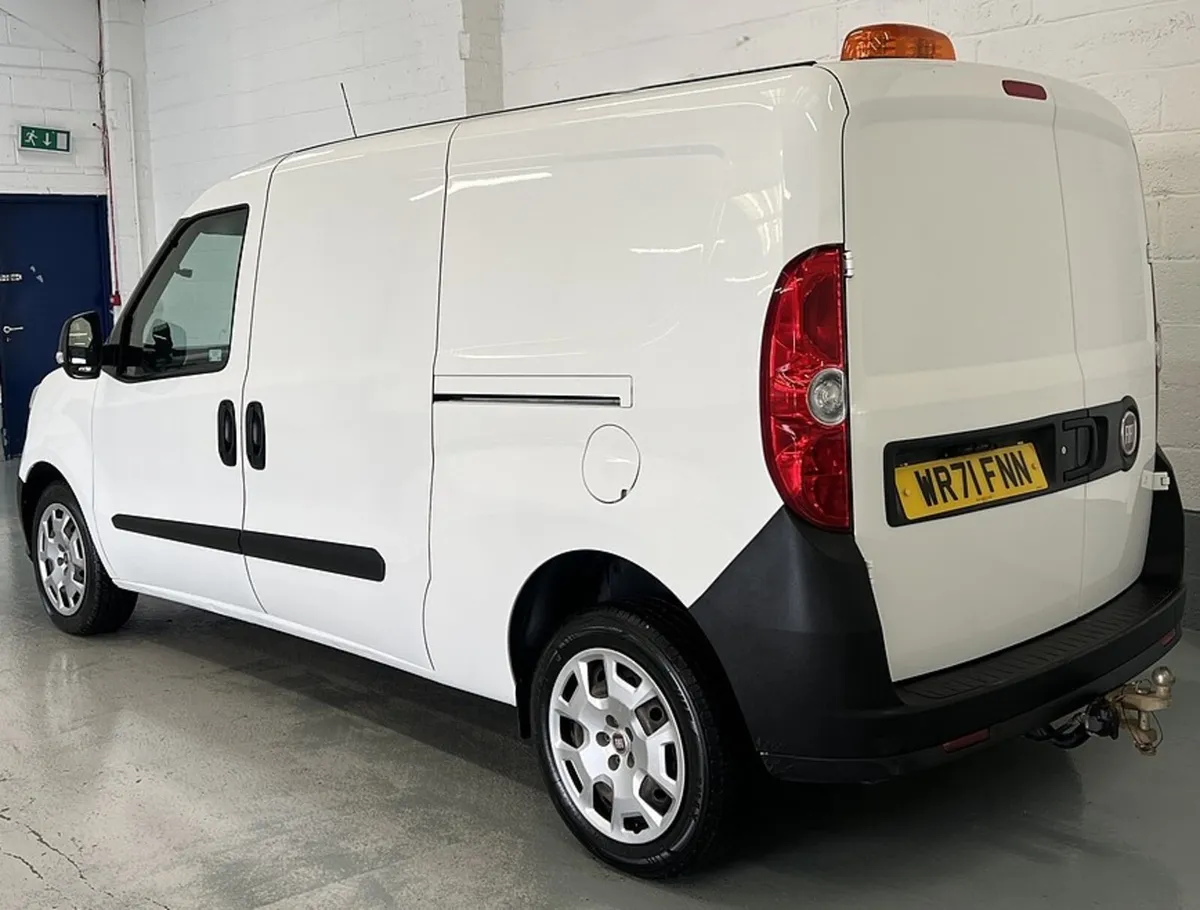 2021 Fiat Doblo Panel Van - Image 4