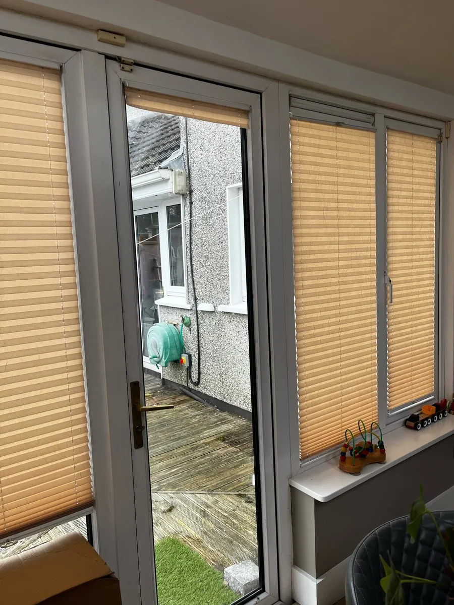 Conservatory window and French doors - Image 4