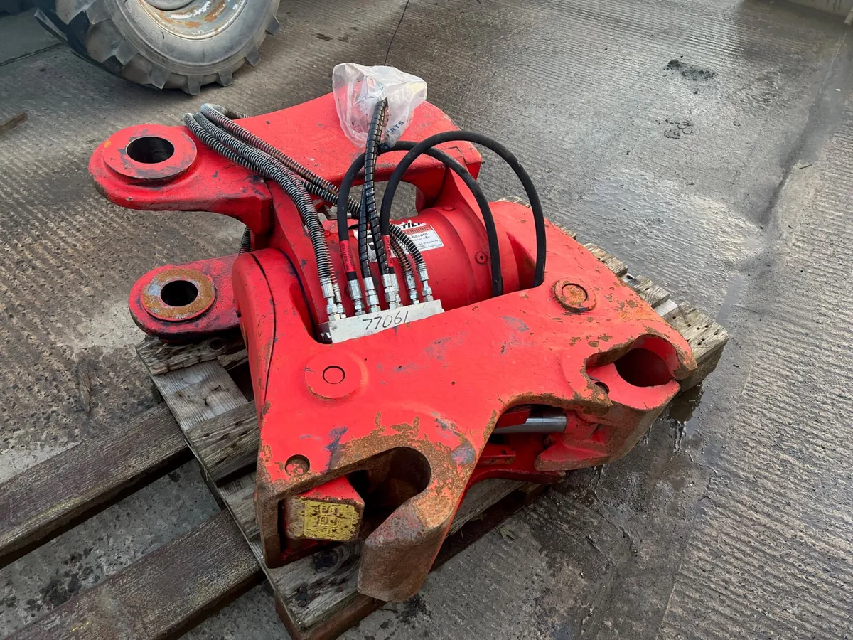 Miller Tilting Quick Hitch - Image 1