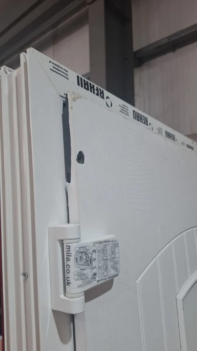 Composite door with marks - Image 3