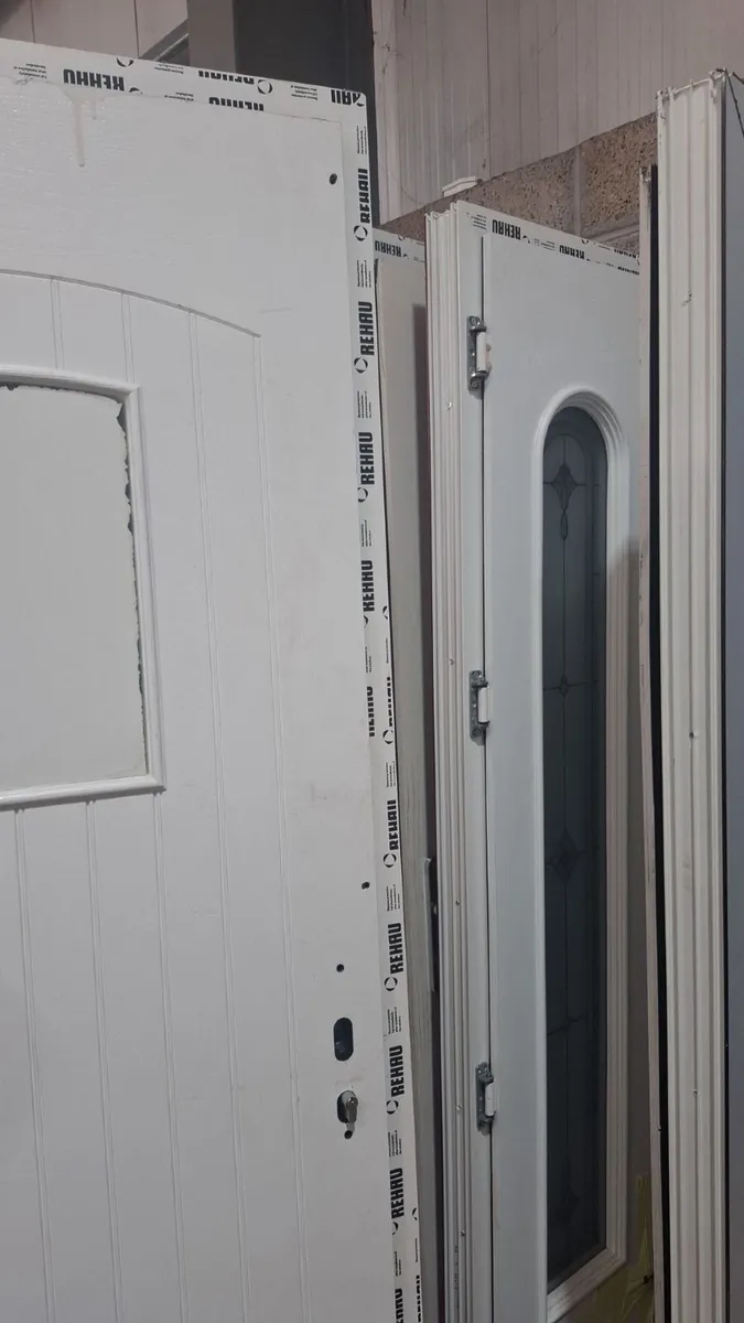 Composite door with marks - Image 4