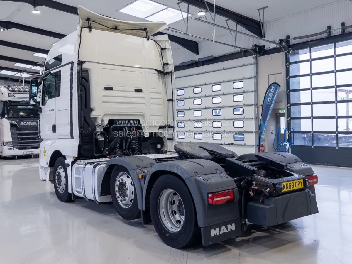 2019 (69) MAN TGX 26.510 6X2 MIDLIFT XXL CAB - Image 4