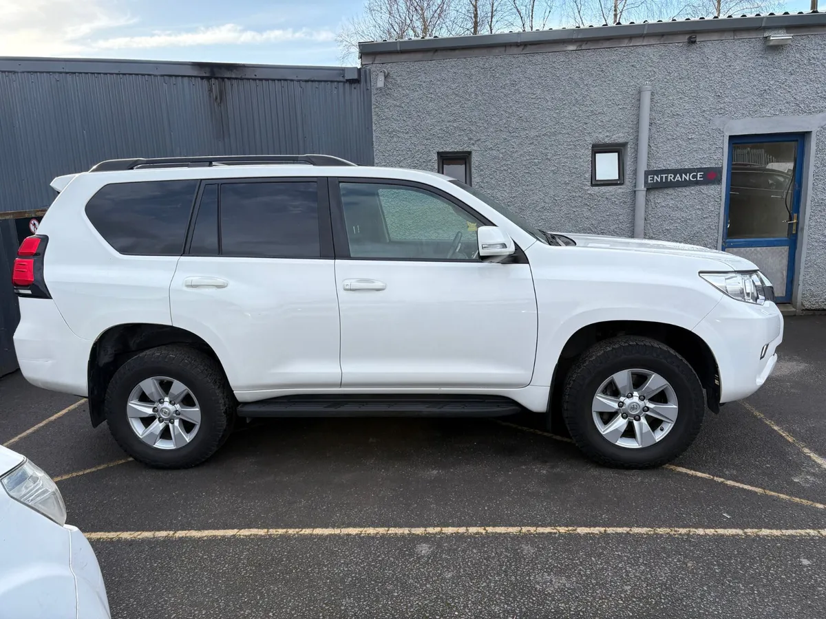 Toyota Land Cruiser 2021 - Image 2