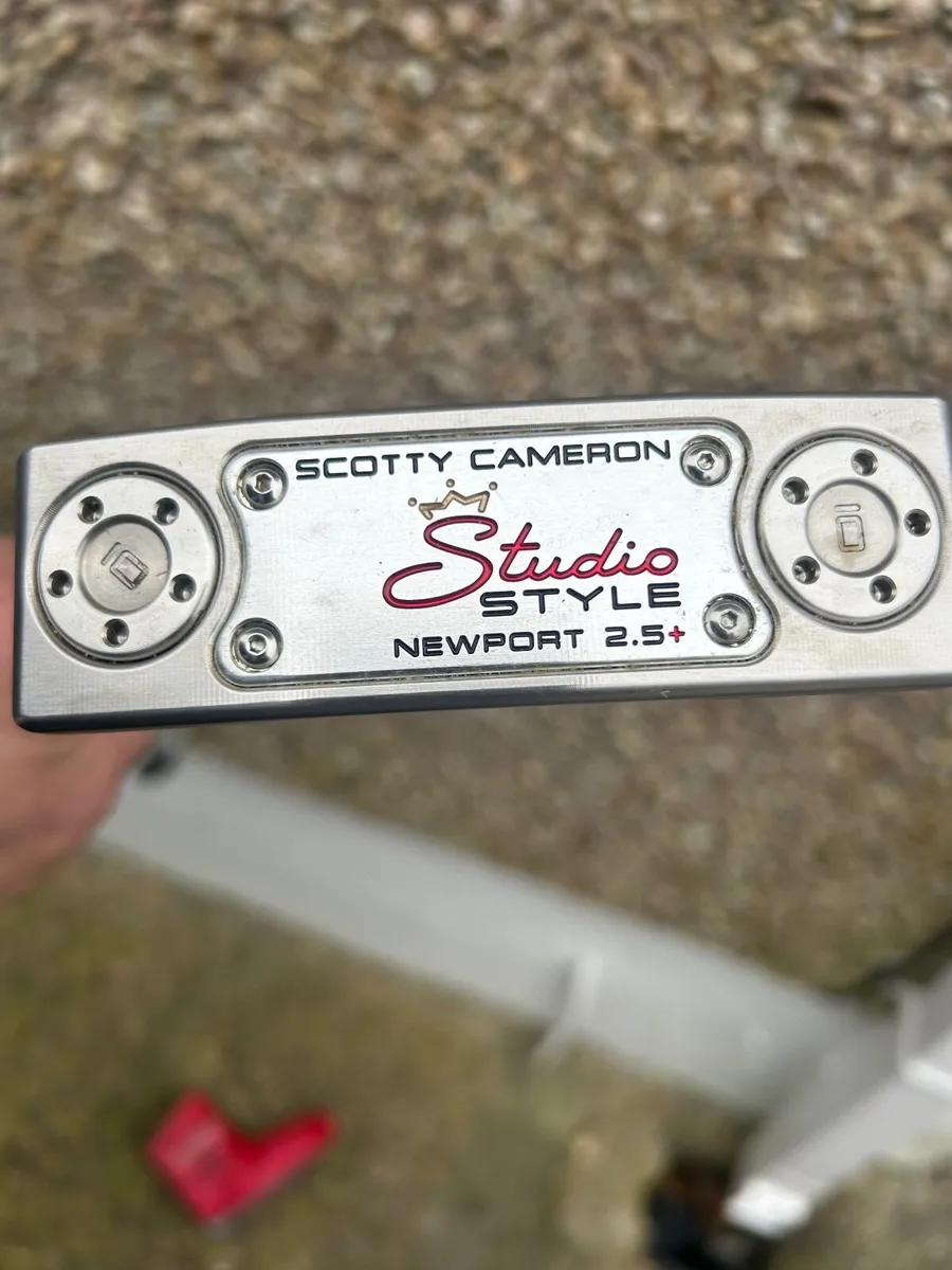 Left hand putter - Image 1