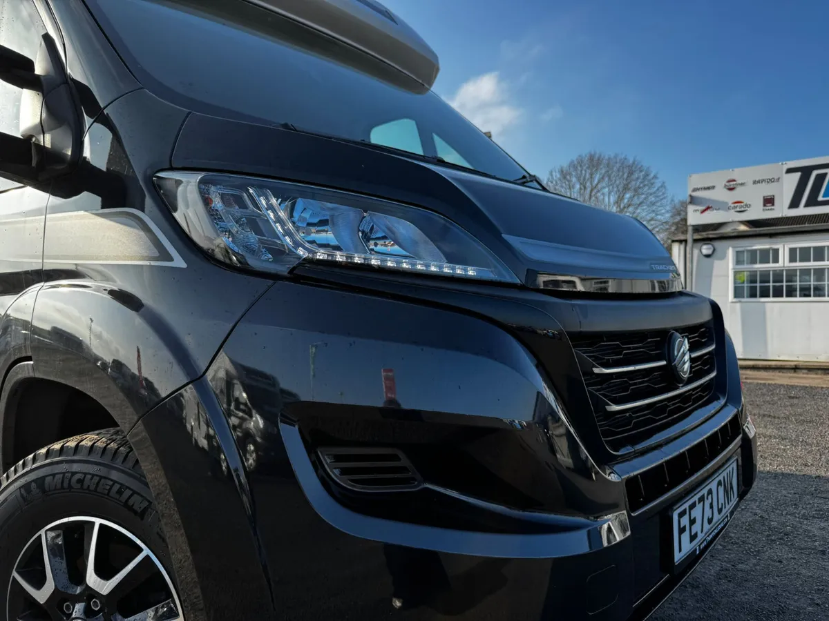 Autotrail Tracker EKS - Image 2