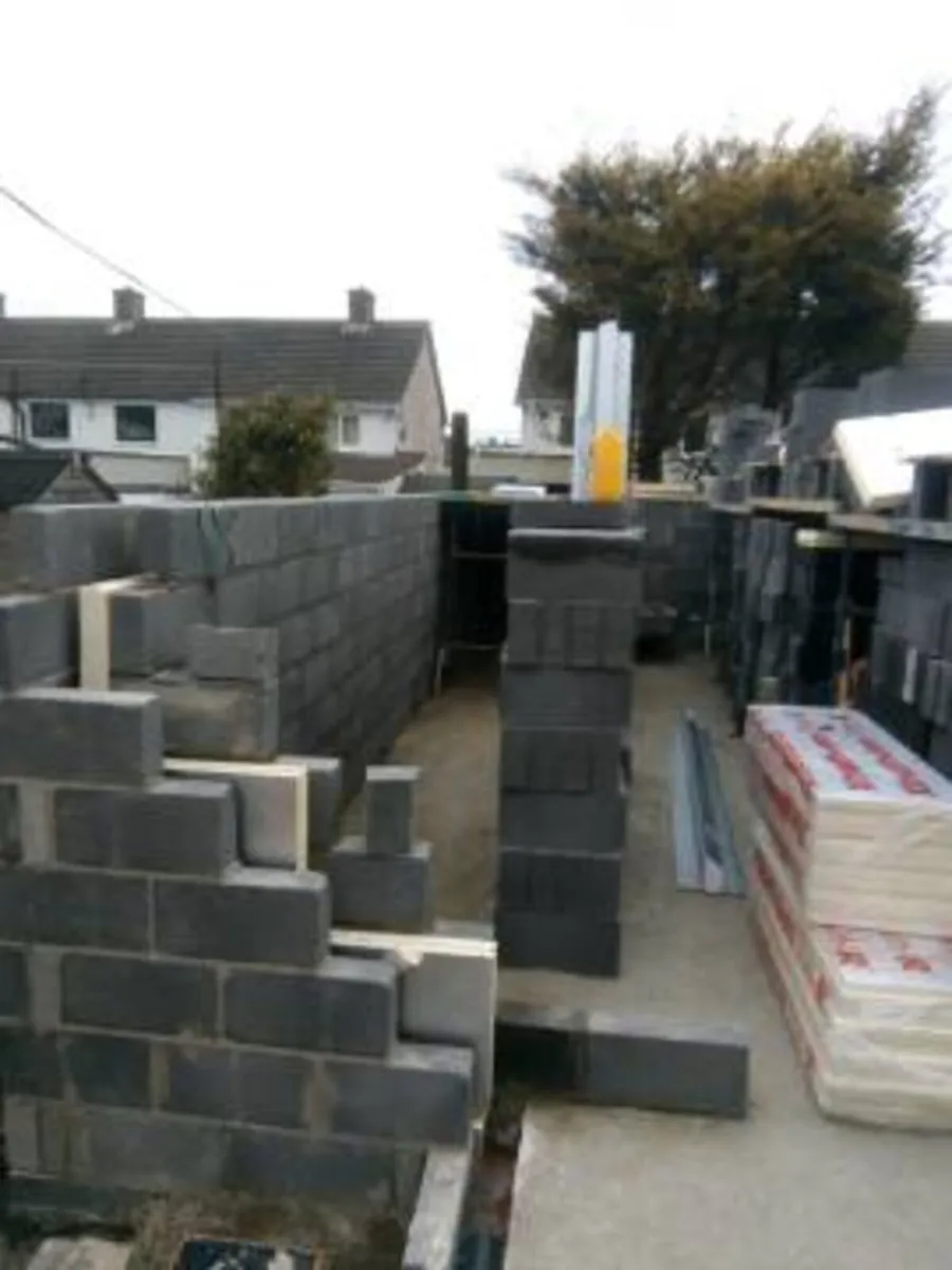 Bricklaying contractor available - Image 3