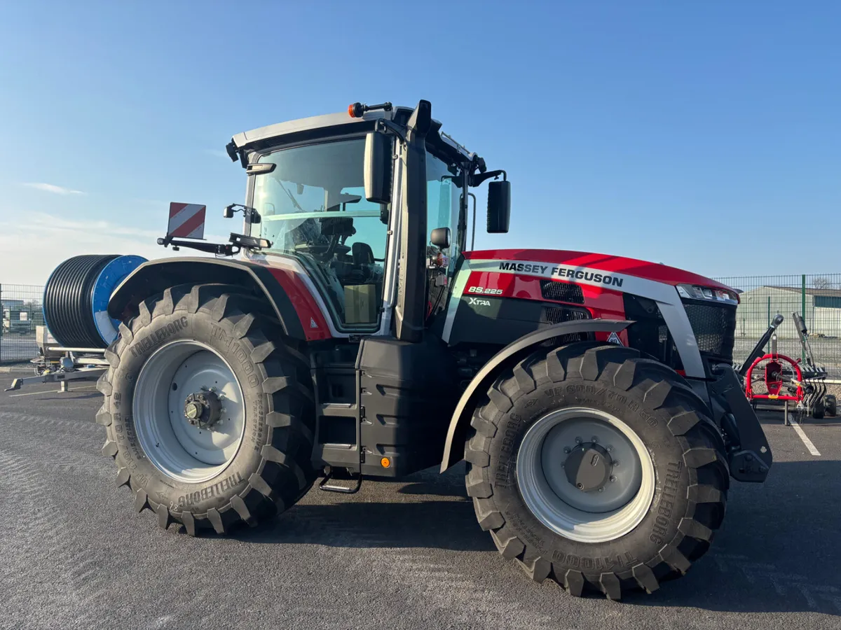 Massey Ferguson 8S 225 XTRA - Image 1
