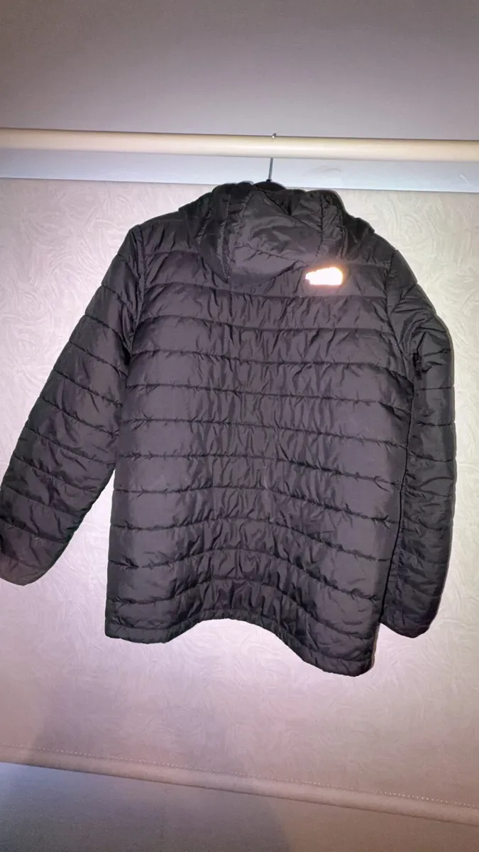 Boys north face coat - Image 2