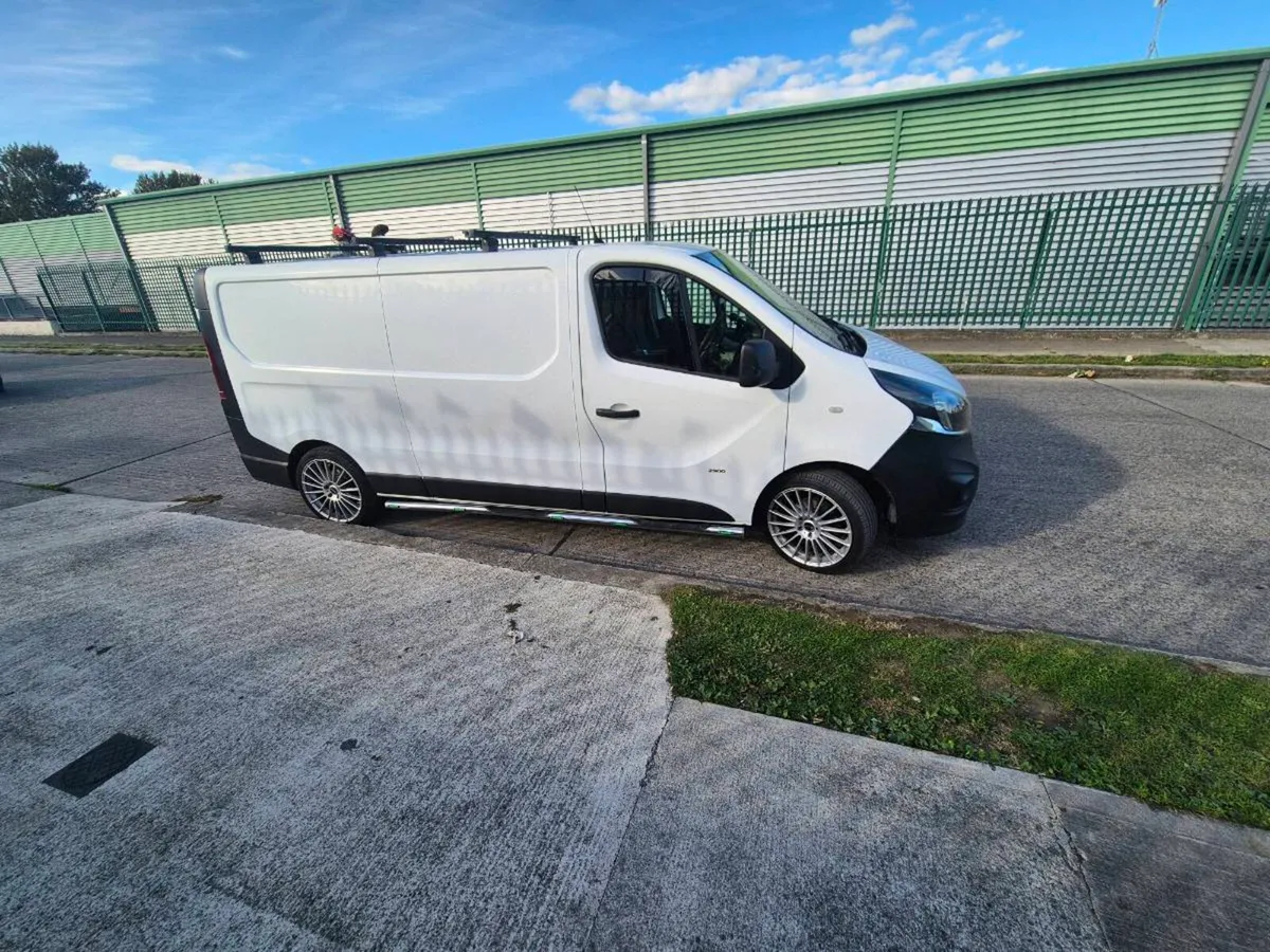 2015 opel vivaro camper - Image 2