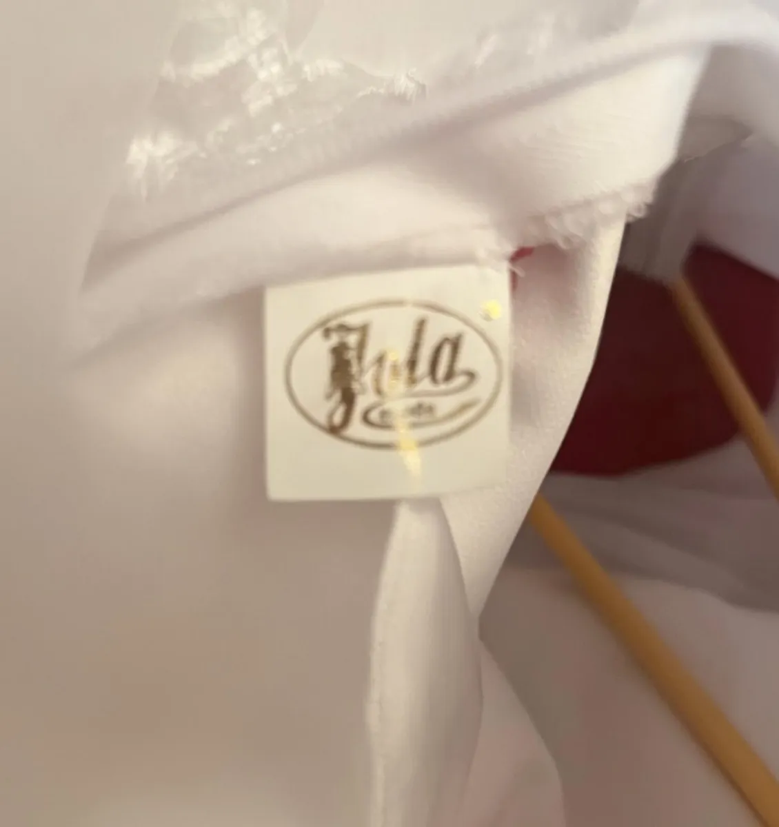 HOLY COMMUNION DRESS EIGHT YEARS OLD TO 9 YEARS OL - Image 4