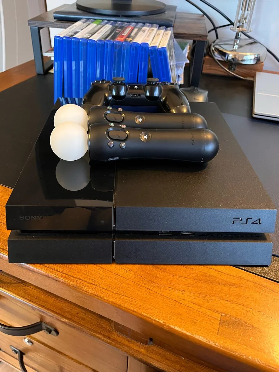 PlayStation 4 plus games and consoles - Image 3