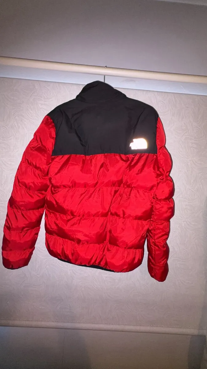 Men’s north face puffer coat - Image 2