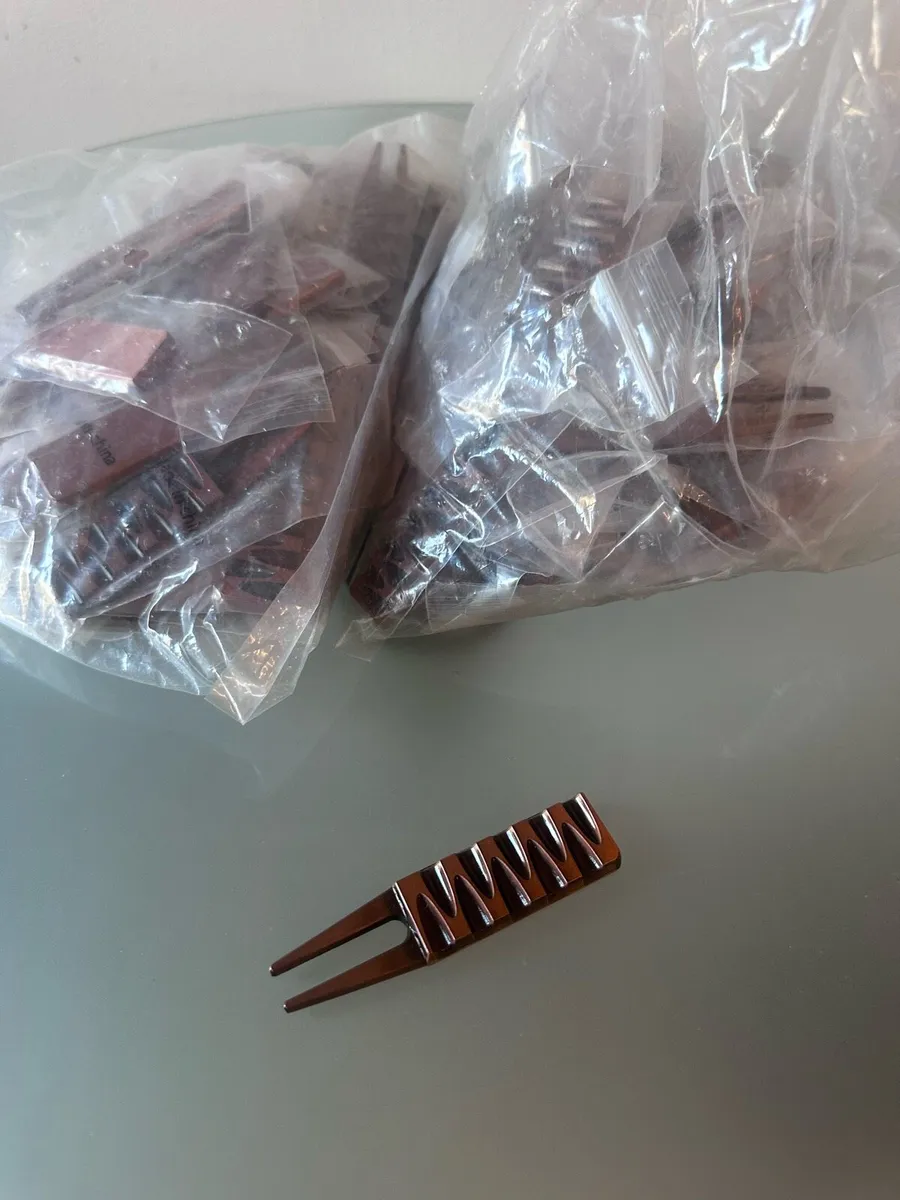 Pitch Mark Repairers & Ball Marker Job Lot - Image 4