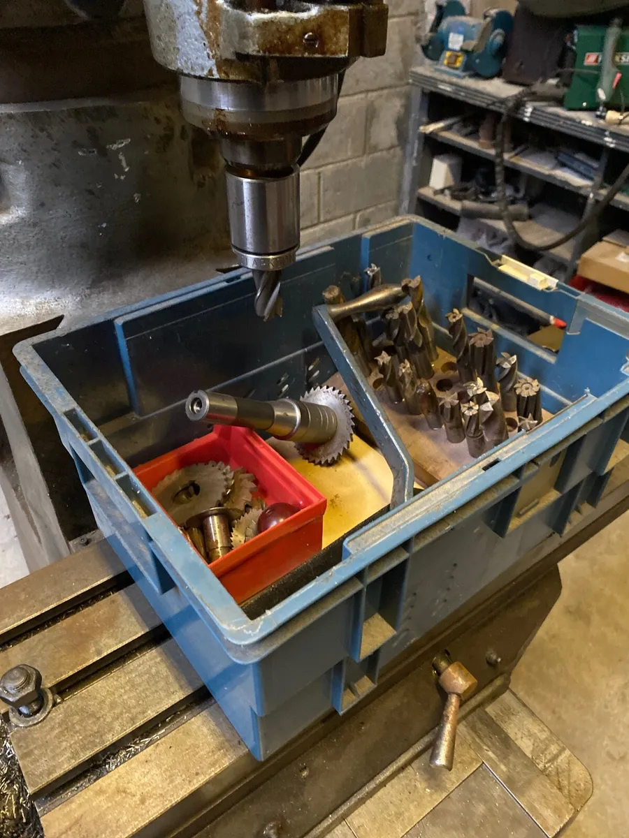 Bridgeport Milling Machine - Image 4