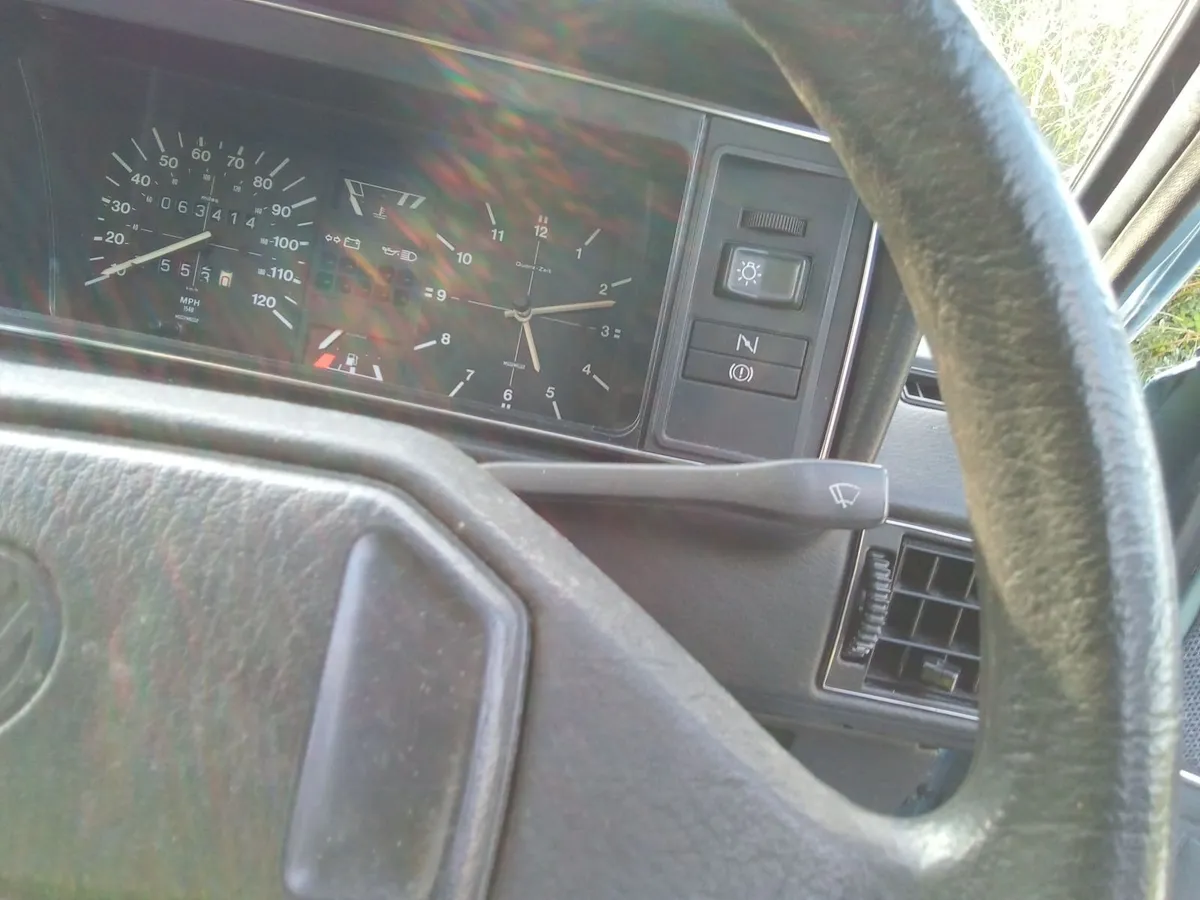 Volkswagen Golf 1991 - Image 1