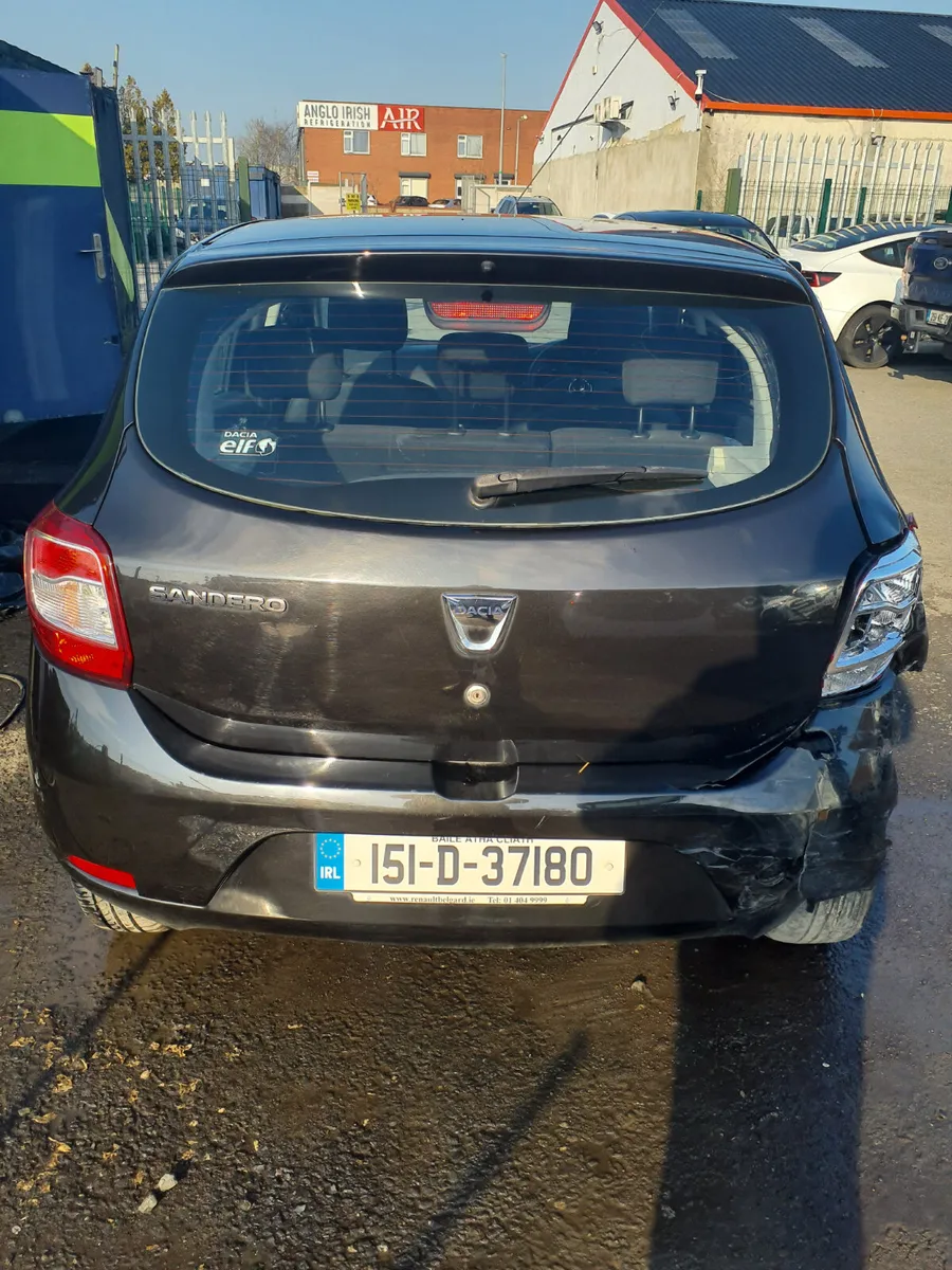 Dacia Sandero 1.2 petrol 2015 - Image 4