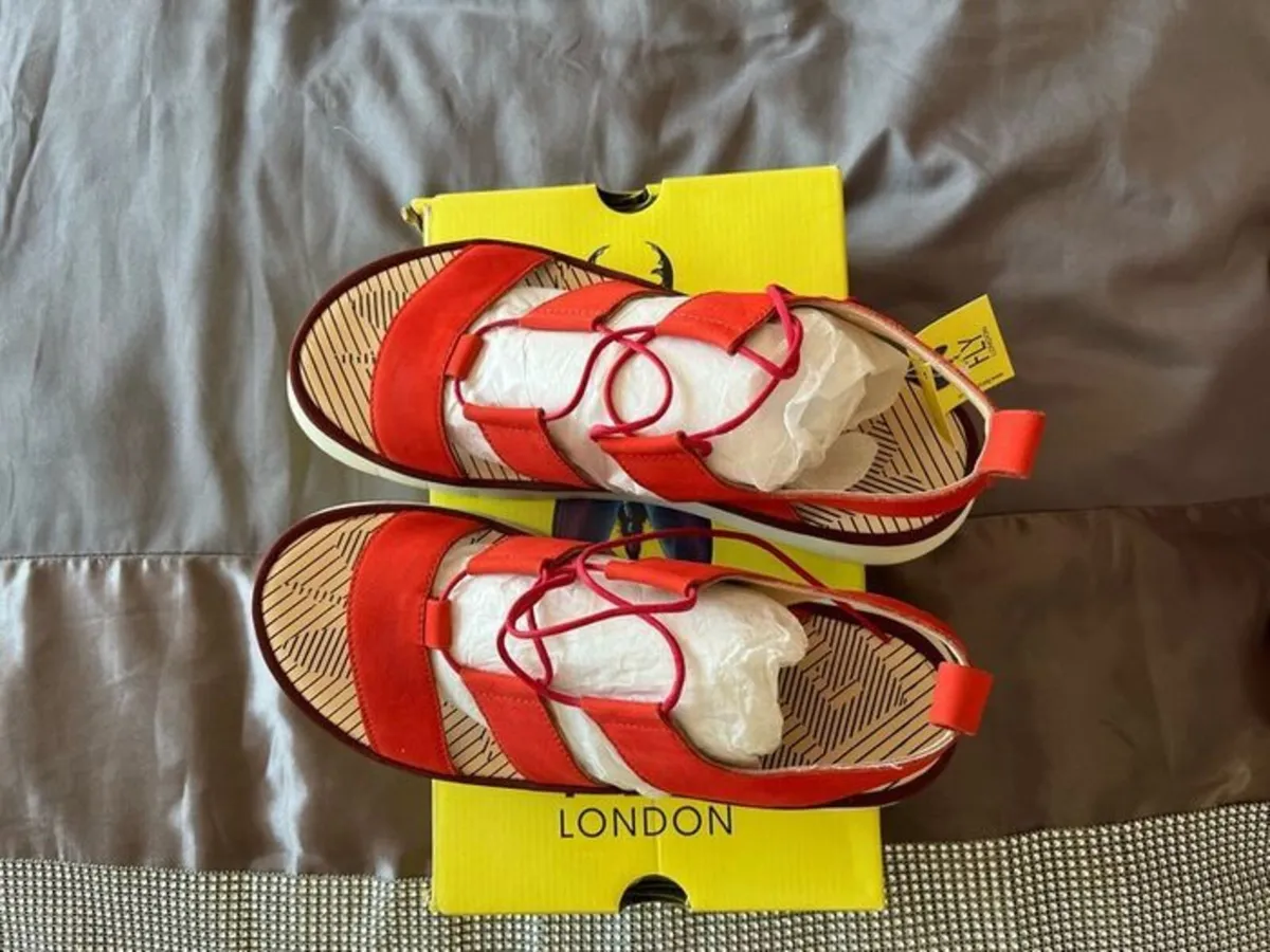 Fly London Women Leather Sandals 8UK 41EU NEW - Image 3