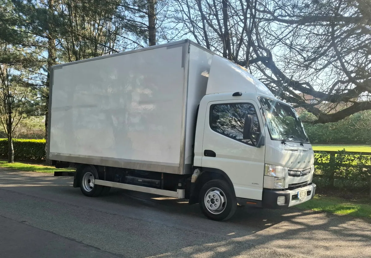 FUSO-THOMAS MCCLEAN FUSO 2018 - Image 4