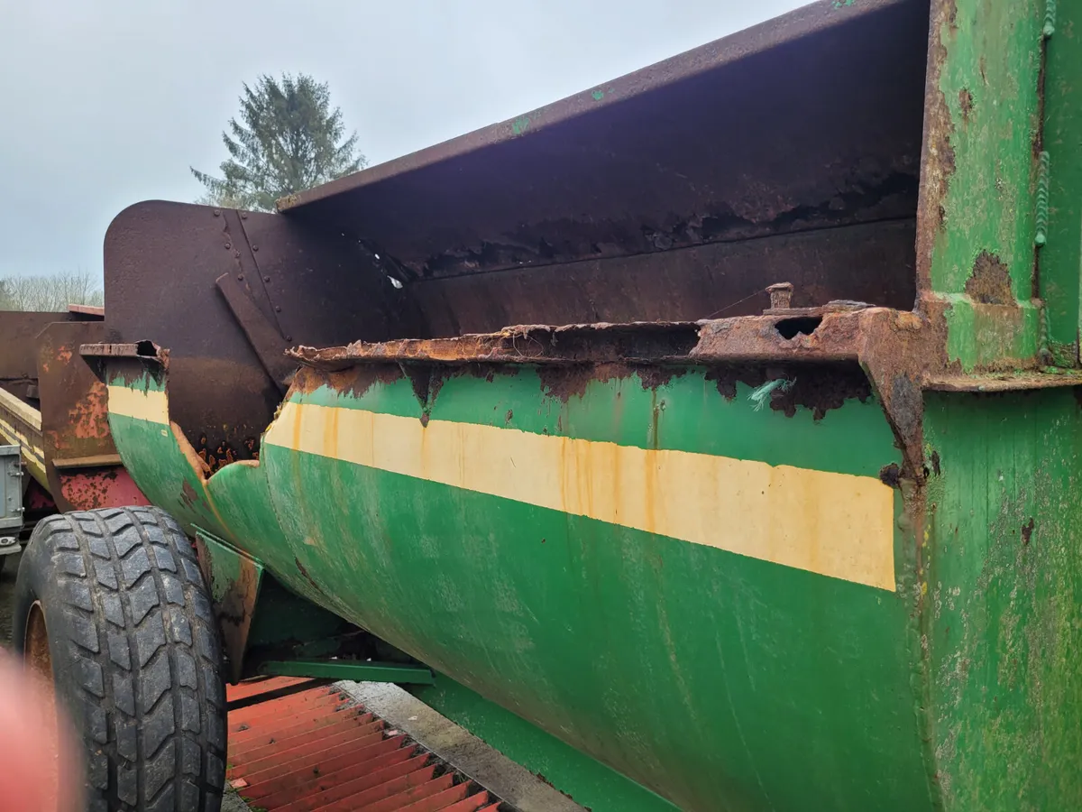 Conor 6.5 Cubic Manure Spreader - Image 3