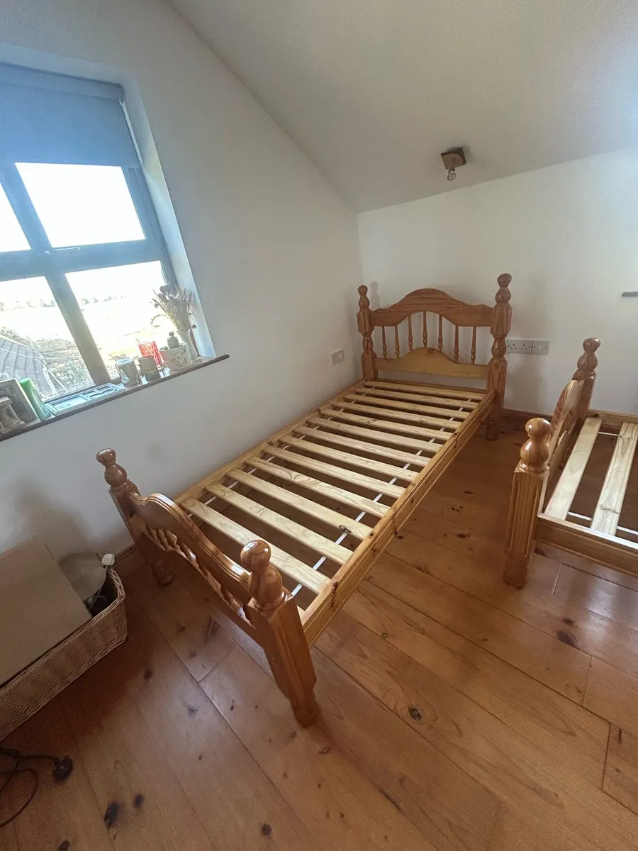 2 x single twin beds - Image 2