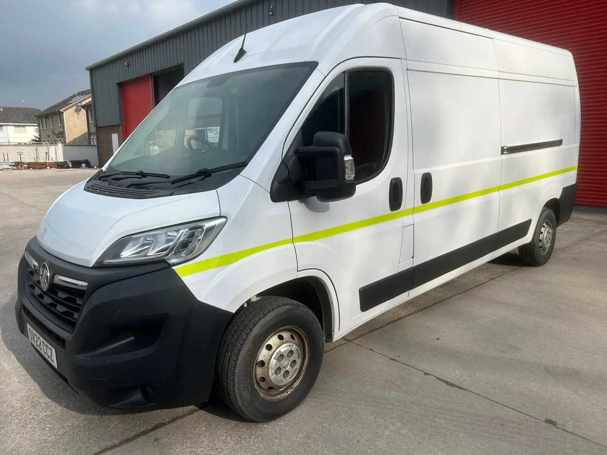 2022 vauxhall movano 2.2cdti
Lwb medium roof - Image 4